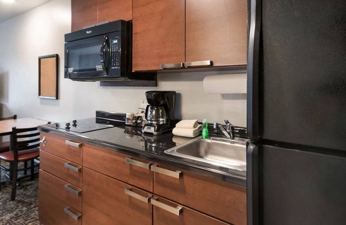 St. George House | St. George Adventure Base – 4 Units Near Top Attractions!