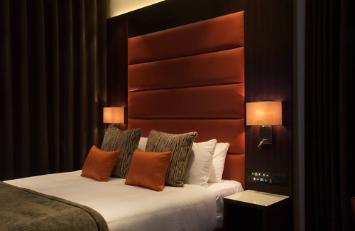 Wembley Park Hotel | Modern St George Hotel Wembley with Spa & Family Amenities