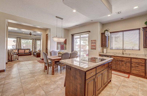 Washington Villa | Experience Bliss at Coral Ridge Golf Condo with Pool Access