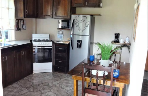 St. George's House | St. George's Holiday Studio: Your Ideal Family Getaway