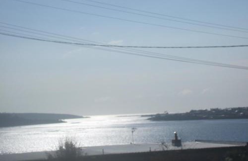 Stieglitz Apartment | Family-Friendly St Helens On The Bay - 4 Star Guest Rated
