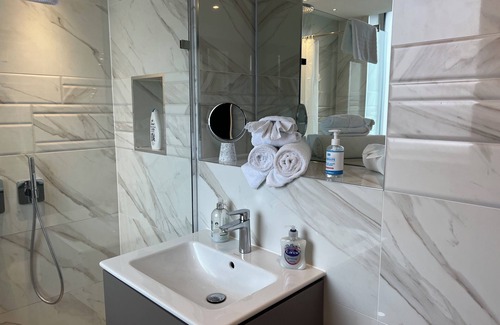 Westminster Apartment | Family-Friendly St James Park 2bed2bath Apartment in Westminster