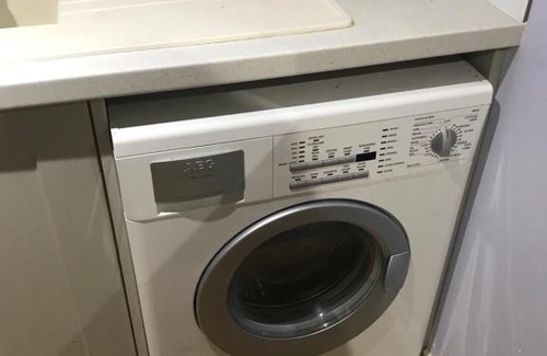 Exeter Apartment | Family-Friendly Stay at St Just with Great Amenities