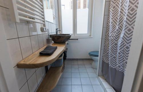 Neudorf Ouest Apartment | Explore St Léon Strasbourg: Family-Friendly Studio Near City