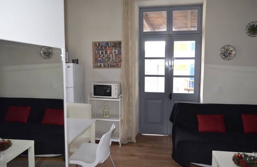 Aradippou Apartment | Oceanfront St. Lazaros Studios with Breakfast & Family Amenities