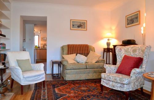 Alyth House | Discover St Louan's: Guest Rated 9/10 with Family Amenities