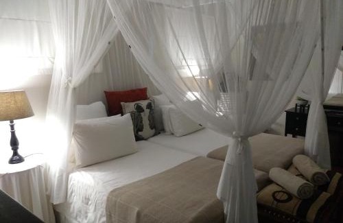 St. Lucia Bed & Breakfast | Experience St Lucia Kingfisher Lodge with Ocean Views