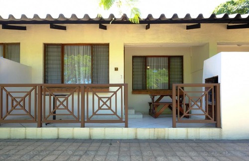 St. Lucia Apartment | Oceanfront Oasis: St Lucia Palms with Pool & Family Fun