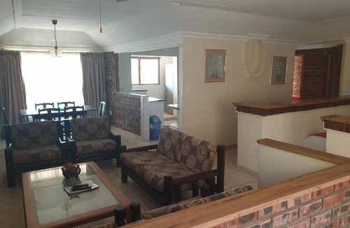 St. Lucia Apartment | Oceanfront Oasis: St Lucia Palms with Pool & Family Fun