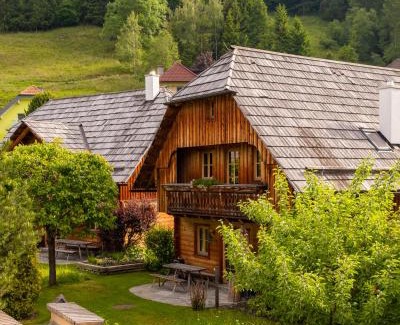 Sankt Martin Ski Chalet | Experience St Martin Chalets: 4-Star Retreat with Hot Tub