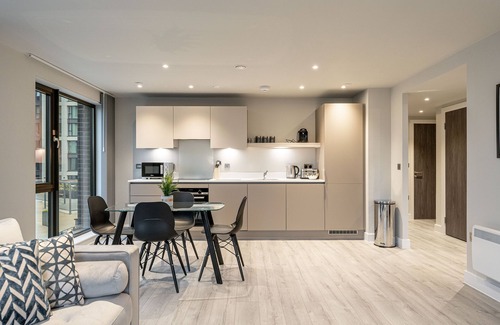 The Westside Apartment | St. Martin's Place Bham: Gym, Meeting Room & Cinema Room