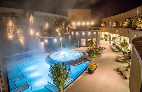 Frauenkirchen Hotel | Relax at St. Martins Therme & Lodge: 4-Star Oceanfront Escape