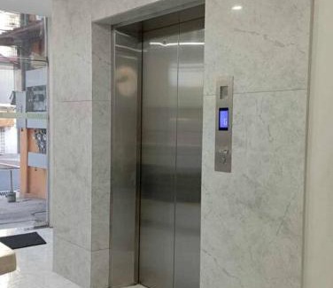 Downtown Apartment | Budget-Friendly St. Marvin Studio in Heart of Makati