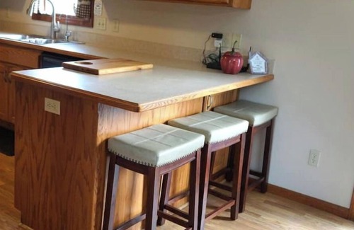 Pottawatomie County House | Relaxing St. Marys 3-Bed Retreat with Hot Tub & Family Amenities