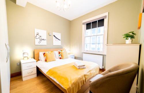 Cheap Apartment | Modern Apartment Near St. Paul's Cathedral, Family-Friendly Stay