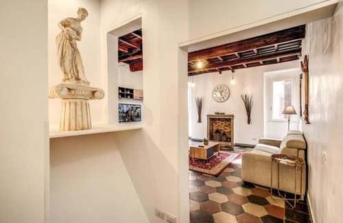 Rione XIV Borgo Apartment | Pet-Friendly St Peter Apartment with Perfect 10/10 Rating