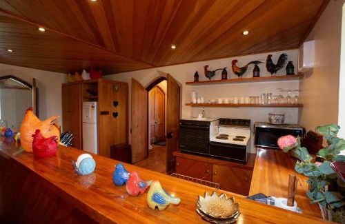 Cape Bridgewater House | Pet-Friendly St. Peter's Accommodation in Cape Bridgewater
