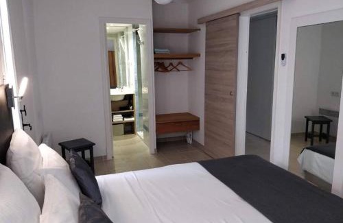 Boulouris-sur-Mer Apartment | Relaxing St Raphaël Retreat with Pool & Ocean Views