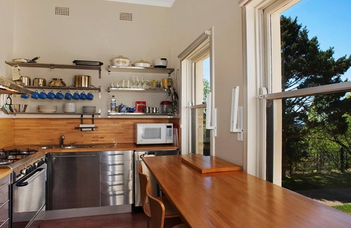 Leura Apartment | Discover St Raphael - Chapel Leura: Pool, Spa & Hot Tub