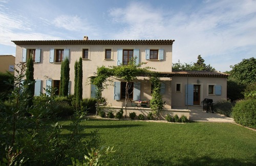 St.-Remy-de-Provence House | St Rémy De Provence: Prime Mas with Pool & Spa Access