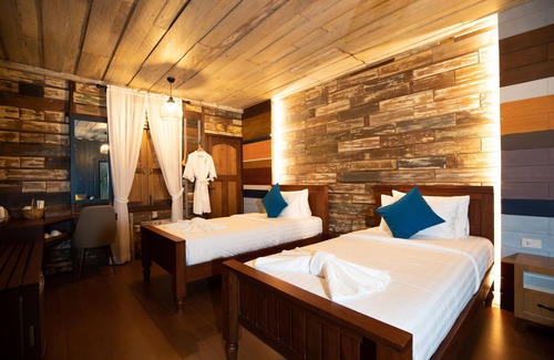 Ranong House | Budget-Friendly ST Resort with Family Amenities & Top Rating