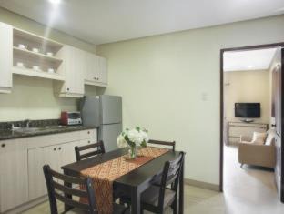 Cebu Apartment | Family-Friendly Sta Barbara Residence Hotel - 4-Star Retreat
