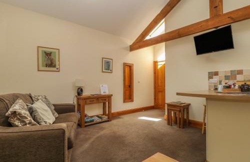 Thirsk House | Cozy Stable Cottage - 4-Star Stay with Child-Friendly Amenities
