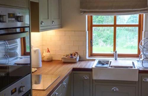 Withernwick House | Stable Cottage: Pet-Friendly Retreat With 10/10 Reviews