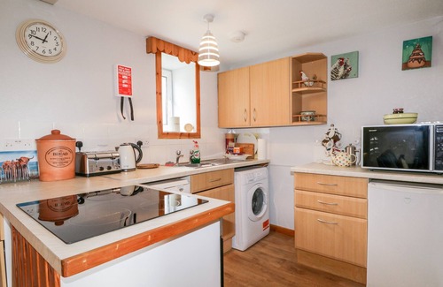 Keith Cottage | Pet-Friendly Stable Cottage in Fochabers - 10/10 Rating!