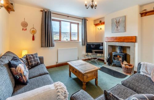 North York Moors National Park House | Stable Cottage: Ideal Retreat with Pet-Friendly Amenities