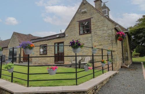 Aymestrey House | Pet-Friendly Stables Cottage: A Family Getaway Awaits