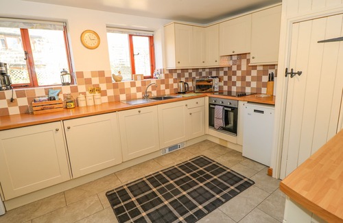 Todmorden Cottage | Highly Rated Stables Cottage with Breakfast and Kitchen Access