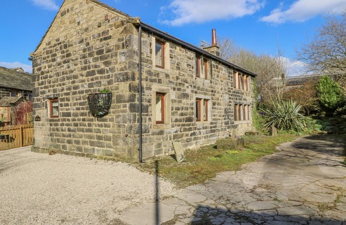 Todmorden Cottage | Highly Rated Stables Cottage with Breakfast and Kitchen Access