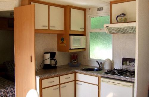 Neuvic Ski Chalet | Family-Friendly Stacaravan at Camping Le Soustran