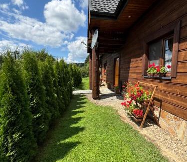 Cisna House | Pet-Friendly Retreat at Stacja Żubracze - Rated 9.9/10