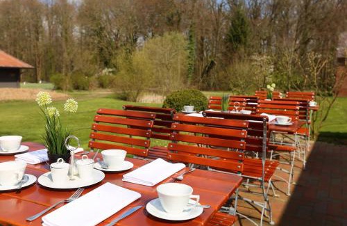 Fredenbeck Hotel | Relax at Stade Land Golf Hotel with Family-Friendly Amenities