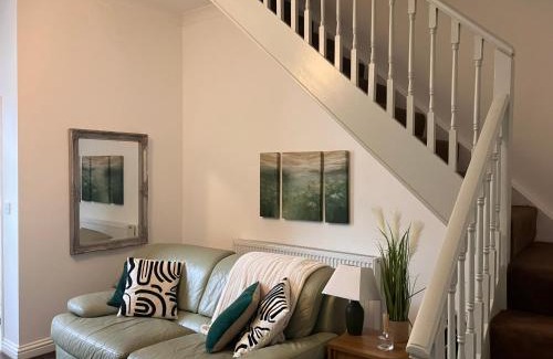 Sunderland House | Welcoming Stadium Cottage Near Centre and Entertainment Venues