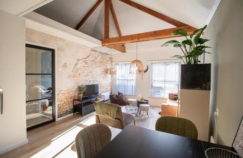 Goes Apartment | Family-Friendly Stads-Loft Goes with Excellent Guest Rating