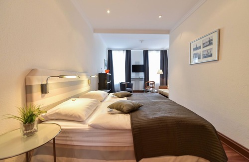 Iserlohn Hotel | Discover Stadthotel Iserlohn: Spa & Family-Friendly Stays