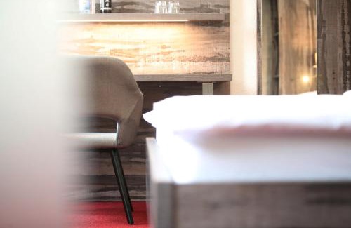Bad Mergentheim Hotel | Discover Stadthotel Miya: Pet-Friendly Stay with Breakfast