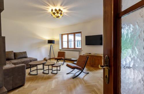 Fuessen Apartment | Discover Stadtvilla Falkenstein: Pet-Friendly Oceanfront Escape