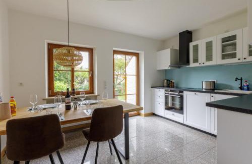 Fuessen Apartment | Discover Stadtvilla Falkenstein: Pet-Friendly Oceanfront Escape