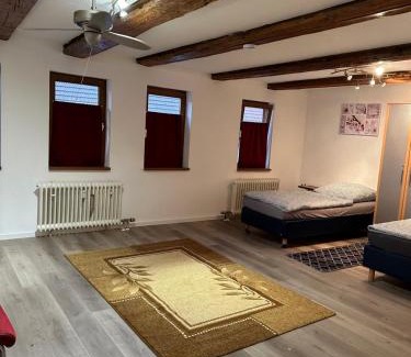 Balingen Apartment | Central Stadtwohnung in Balingen - Family-Friendly Retreat