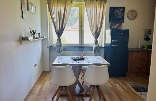 Rohrbachin Oberosterreich Apartment | Family-Friendly Stadtwohnung in Rohrbach for Your Getaway