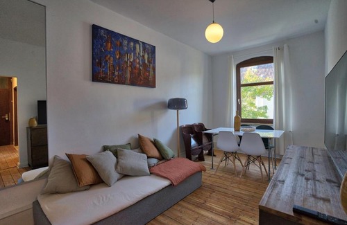Linden-Nord Apartment | Pet-Friendly Stadtwohnungen Linden: Cozy Dachgeschoss Retreat