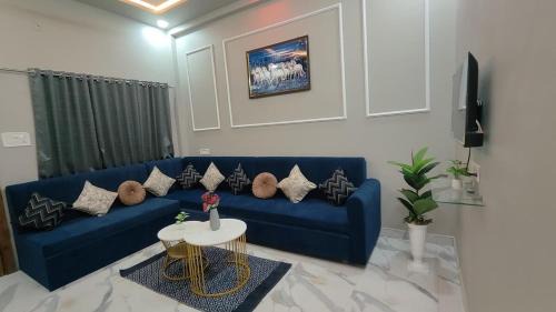 Ujjain Apartment | Staeg Rudraa