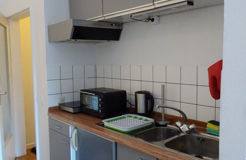 Ehestorf Apartment | Cozy Apartment in the Rose Garden with Breakfast Included
