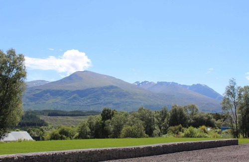 Spean Bridge Bed & Breakfast | Exceptional Stag Lodge: Wheelchair Accessible Comfort