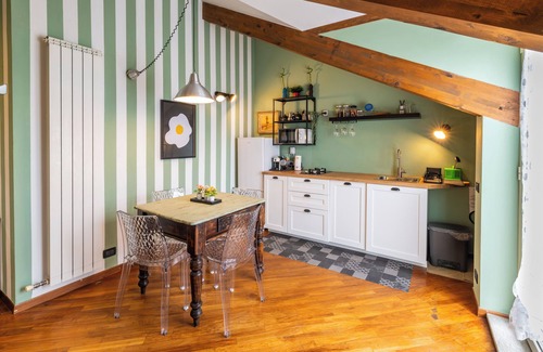 Parella Apartment | Stagabin - Beautiful Loft in a Tranquil, Service-Rich Area