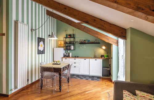 Parella Apartment | Stagabin - Beautiful Loft in a Tranquil, Service-Rich Area
